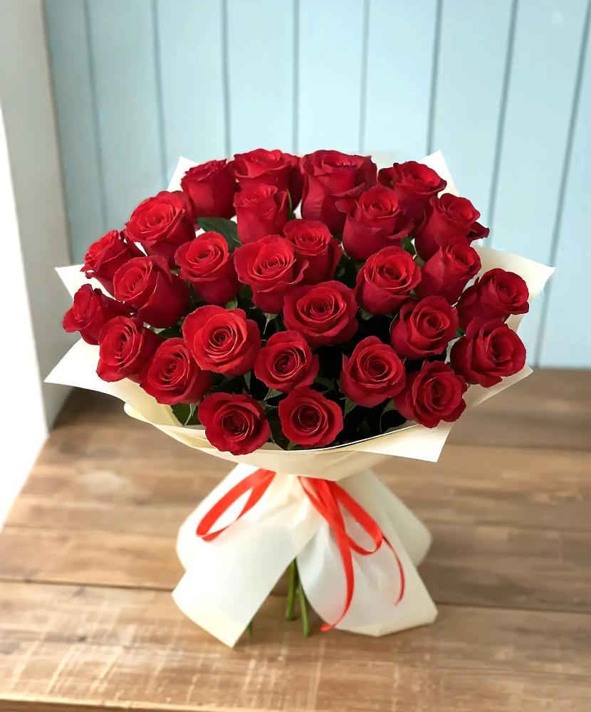 Букет 29 Красных роз в Сертолово
