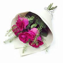 Букет цветов из:  Розы в Сертолово