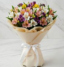 Букет цветов из:  Альстромерии в Сертолово