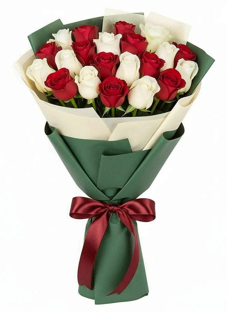 Букет Микс из красных и белых роз в Сертолово