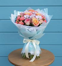 Букет цветов из:  Хризантемы и Розы в Сертолово