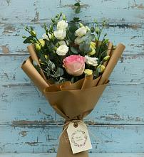 Букет цветов из:  Розы и Лизиантусы #REPLACE_PRED# Сертолово