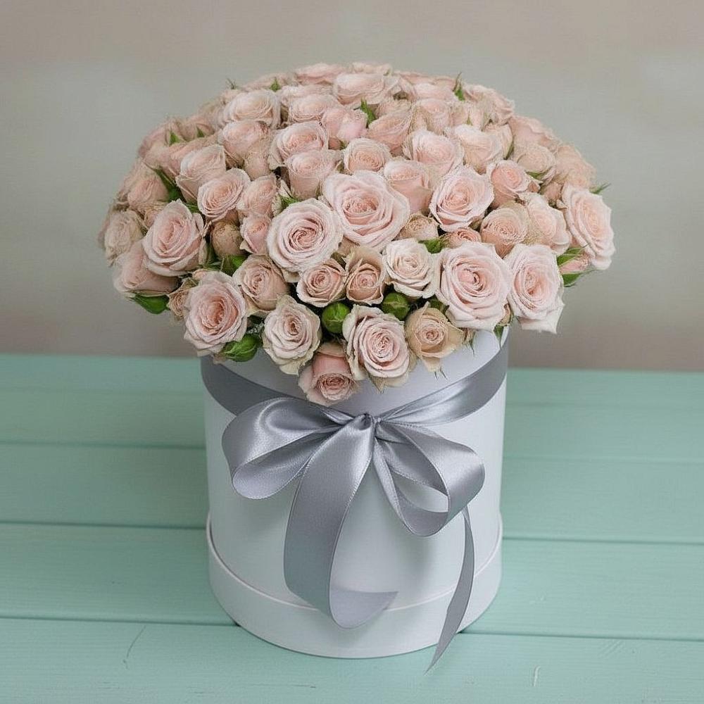 Цветочная композиция из Розы в шляпной коробке в Сертолово